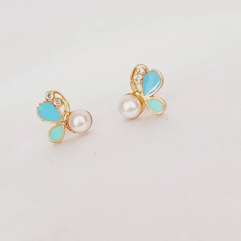 Butterfly Pearl Kids earrings