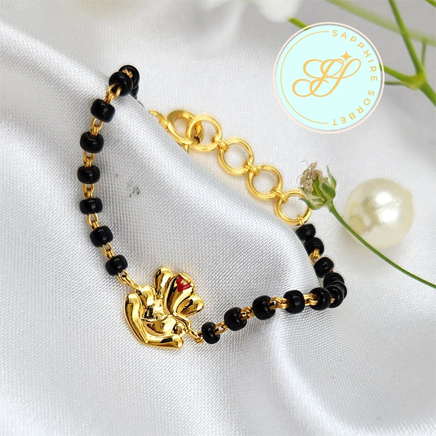 Gold-Ganpati-Nazariya