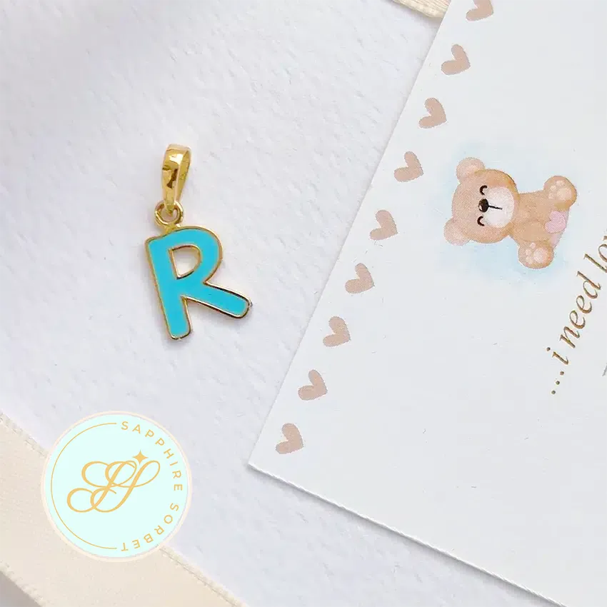 R-Kids-Gold-Pendant